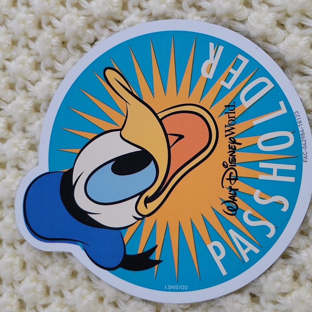 Donald Passholder Magnet